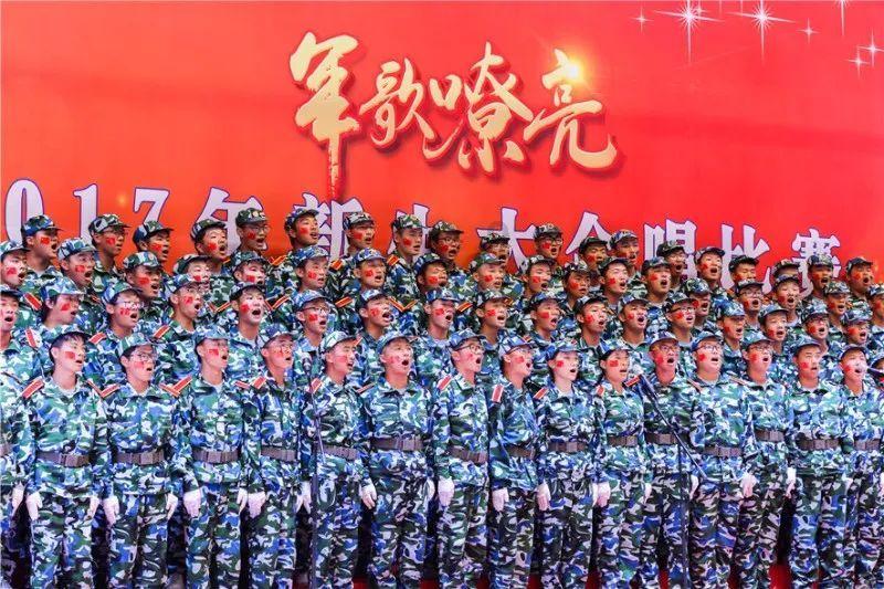 蛇吃金钥匙
